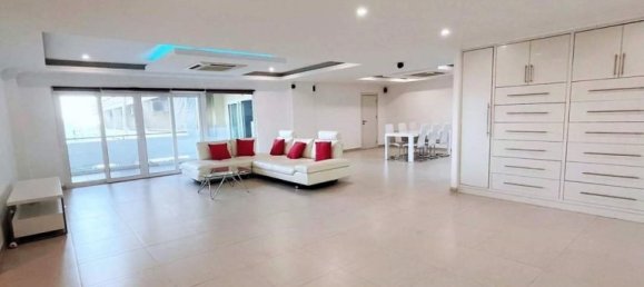 2 bedrooms Condo in Pattaya, Thailand No. 11687 11