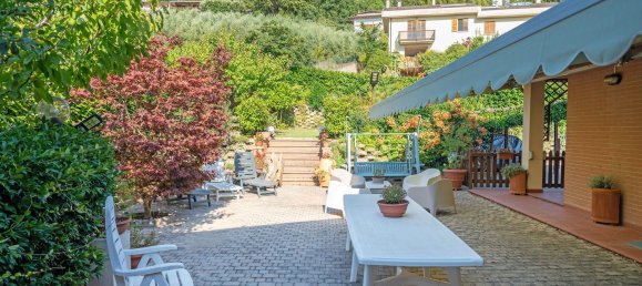 9 rooms Villa in Perugia, Italy No. 64950 5