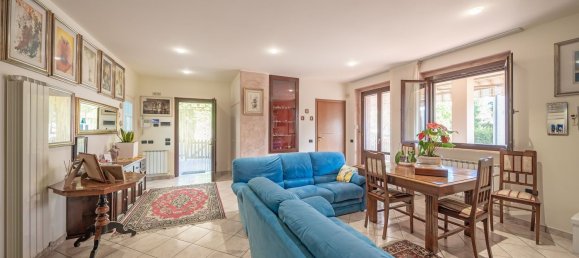9 rooms Villa in Perugia, Italy No. 64950 17
