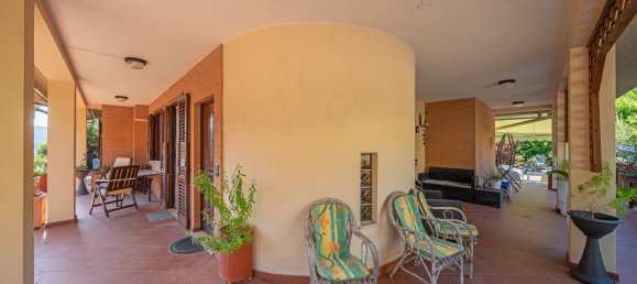 9 rooms Villa in Perugia, Italy No. 64950 7