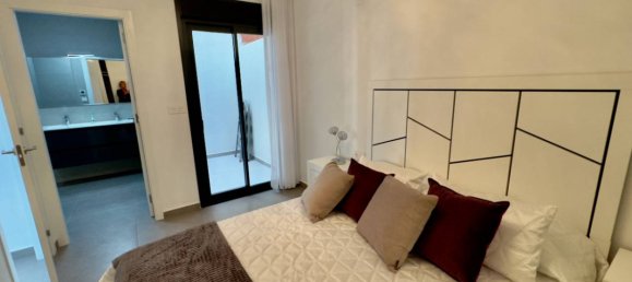 Villa de 3 dormitorios en Rojales, Spain No. 11168 10