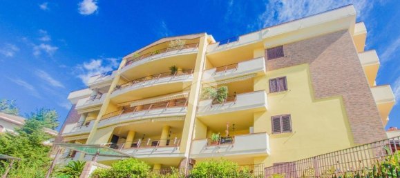 3 Schlafzimmer Penthouse in Teramo, Italy, Nr. 12373 2