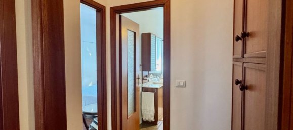 3-salle Appartement à Valdengo, Italy No. 285132 14