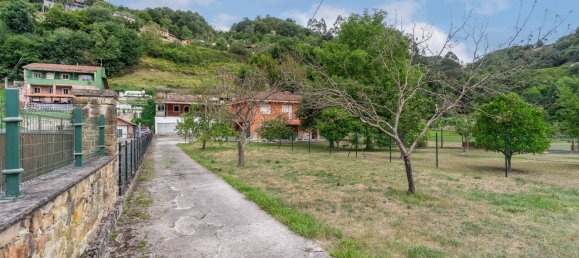 3 bedrooms House in Langreo, Spain No. 166311 6