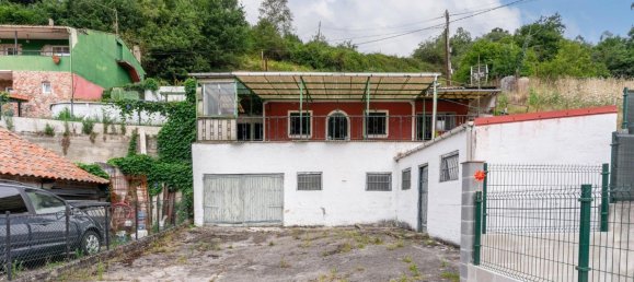 3 bedrooms House in Langreo, Spain No. 166311 2