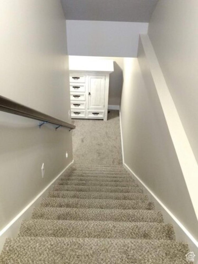 4 bedrooms House in Sandy, USA No. 408708