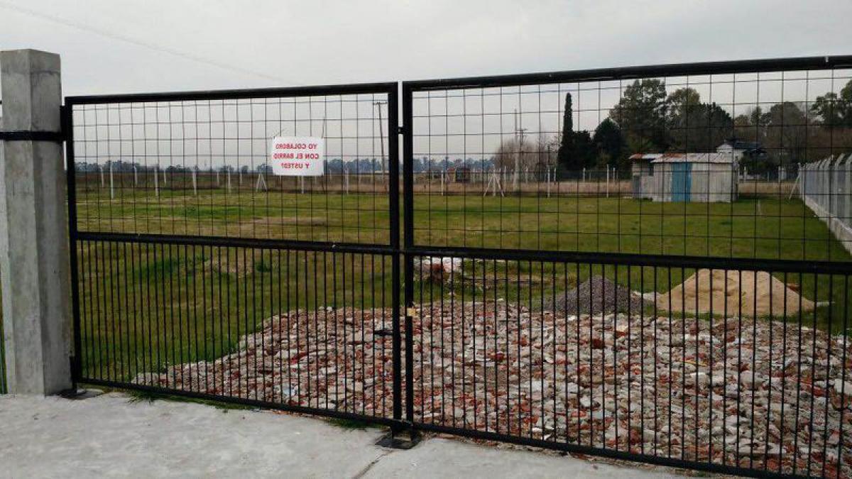  Land in Florencio Varela, Argentina No. 32157