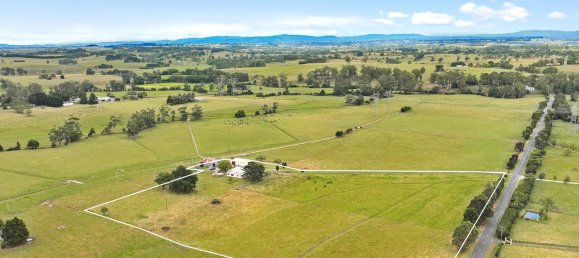 5 bedrooms Farm in Cloverlea, Australia No. 980 14