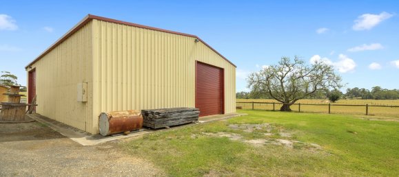 5 bedrooms Farm in Cloverlea, Australia No. 980 4