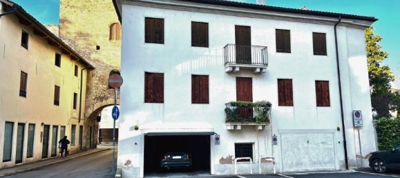 Квартира с 4 комнатами в Виченца, Италия № 238101 23