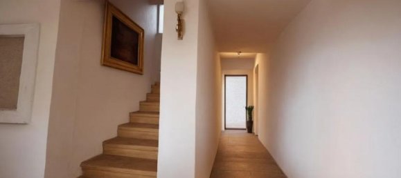 Квартира с 4 комнатами в Виченца, Италия № 238101 3