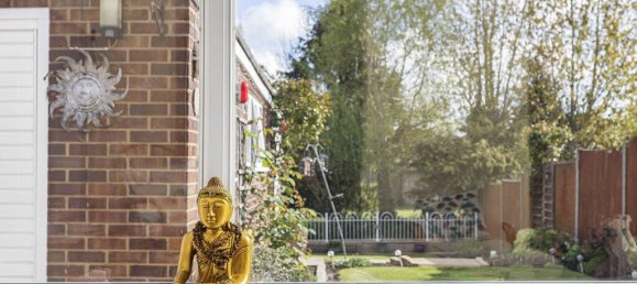 Casa T3 em Egham, United Kingdom N.º 8623 22