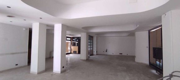 Escritório em Vittoria, Italy 312 m² N.º 157481 11