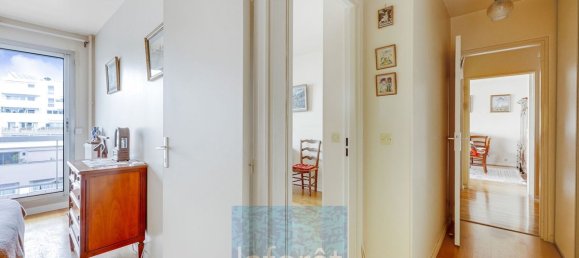 2 bedrooms Apartment in Clichy, France No. 183949 7