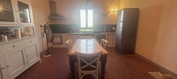 3 Schlafzimmer Wohnung in Impruneta, Italy, Nr. 1399 7