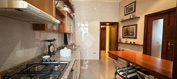 2 bedrooms Apartment in Naples, Italy No. 182789 26