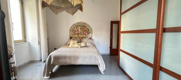 2 bedrooms Apartment in Naples, Italy No. 182789 6