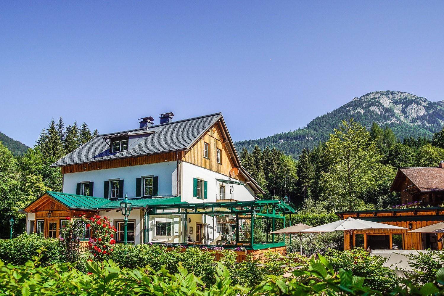 13 chambres Maison à Grundlsee, Austria No. 222586