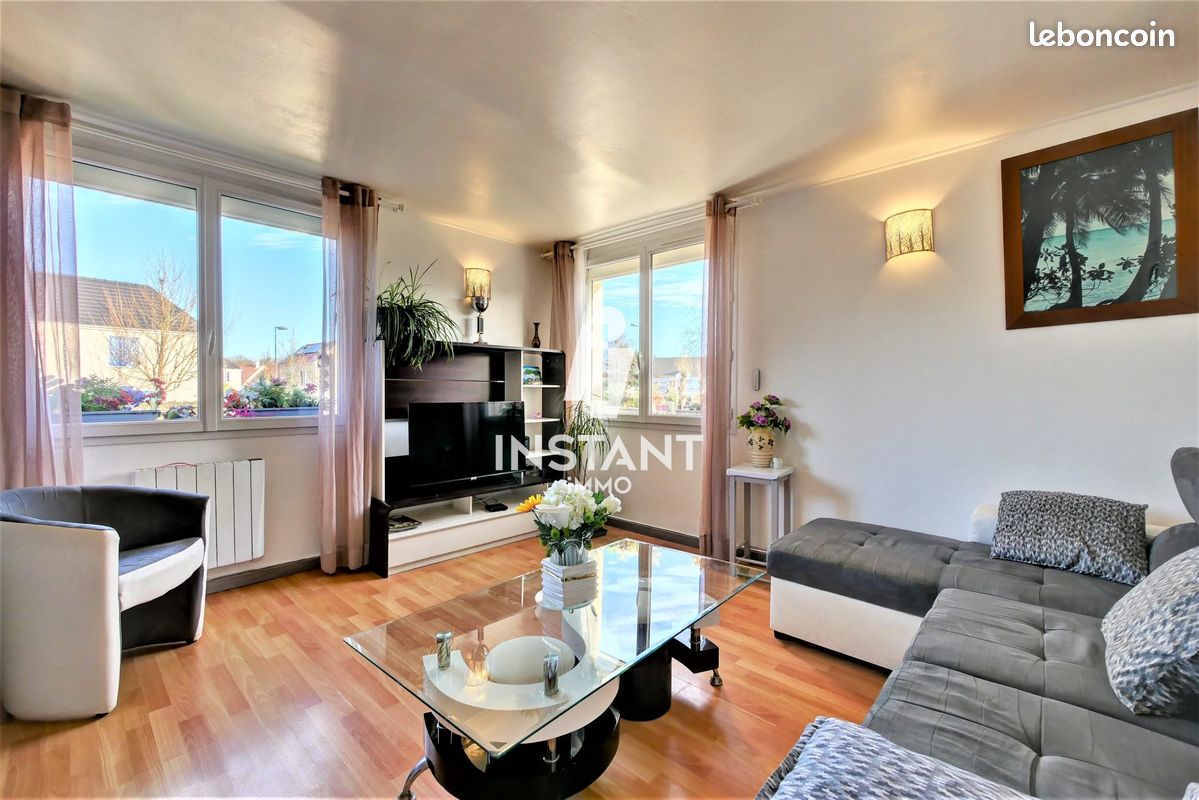 1 bedroom Apartment in Villejust, France No. 170582