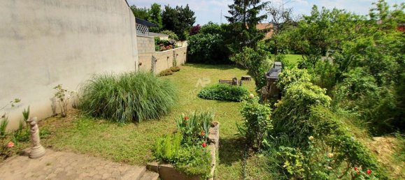 4 bedrooms House in Vernouillet, France No. 187816 2