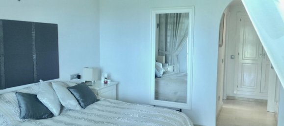 4 Schlafzimmer Doppelhaus in Marbella, Spain, Nr. 67509 9