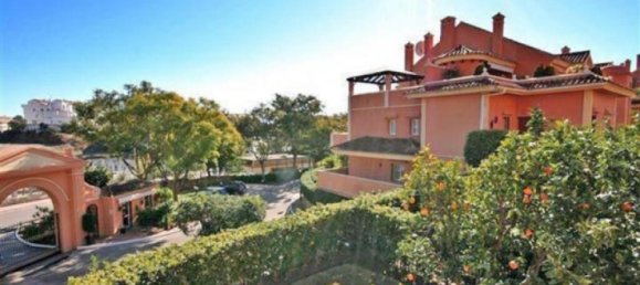 4 Schlafzimmer Doppelhaus in Marbella, Spain, Nr. 67509 15