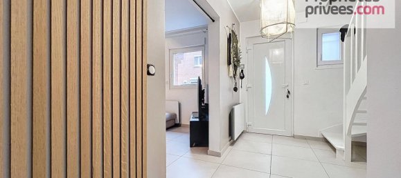 5 bedrooms House in Marquette-lez-Lille, France No. 158752 3