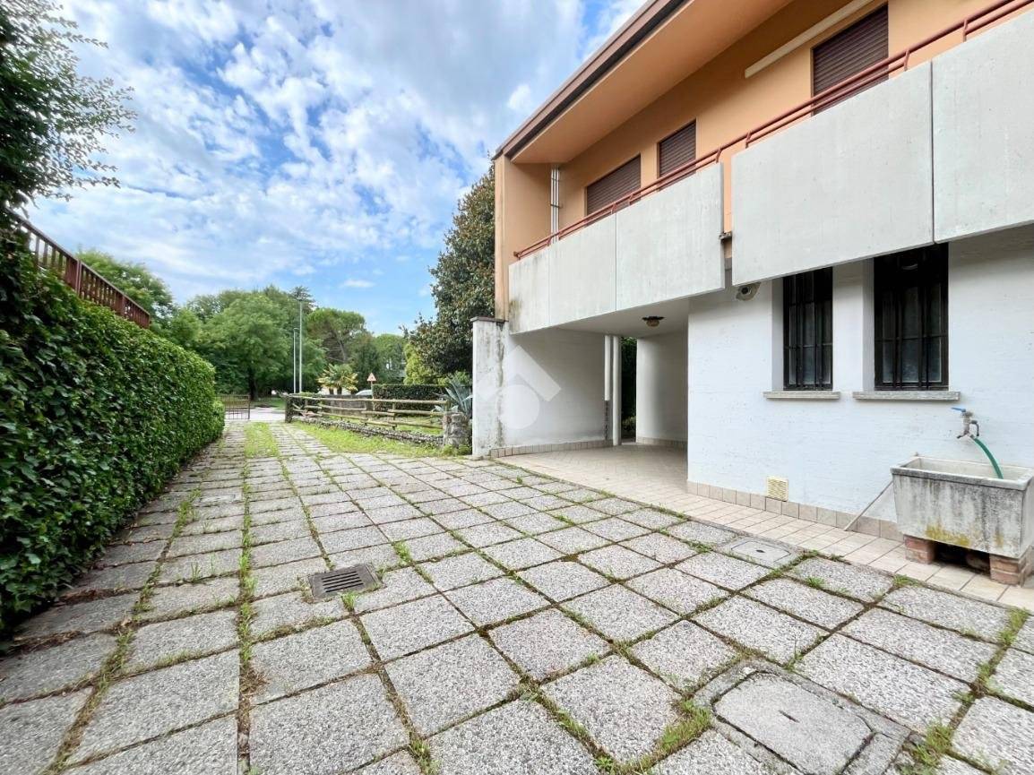 4 Schlafzimmer Haus in Udine, Italy, Nr. 309217