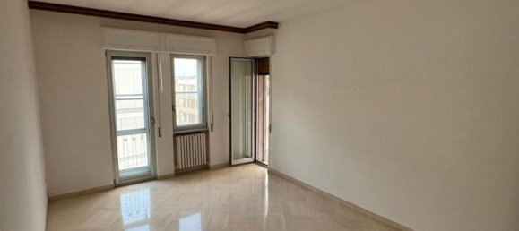 4 bedrooms Apartment in Molfetta, Italy No. 331330 7