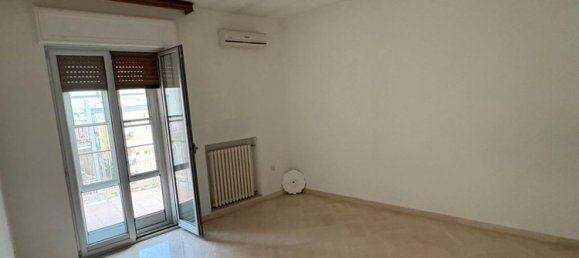 4 bedrooms Apartment in Molfetta, Italy No. 331330 17