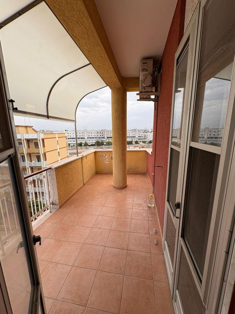 4 bedrooms Apartment in Molfetta, Italy No. 331330