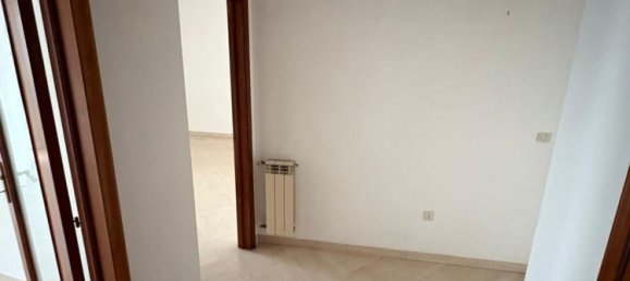 4 bedrooms Apartment in Molfetta, Italy No. 331330 6