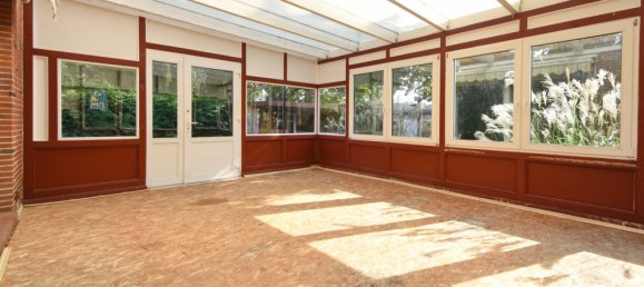 7 rooms House in Leer, Germany No. 171815 5