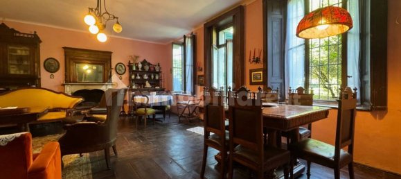 4 bedrooms House in San Colombano al Lambro, Italy No. 22914 2