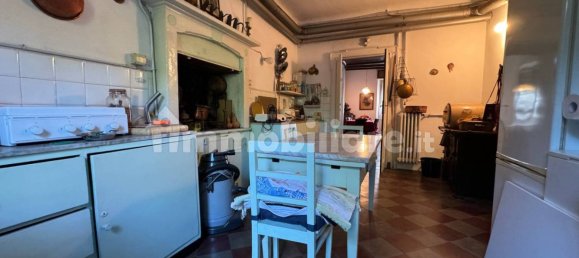 4 bedrooms House in San Colombano al Lambro, Italy No. 22914 8