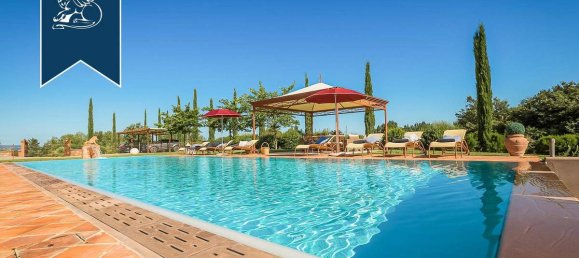 Вилла с 4 спальнями в Печчоли, Италия № 160122 13