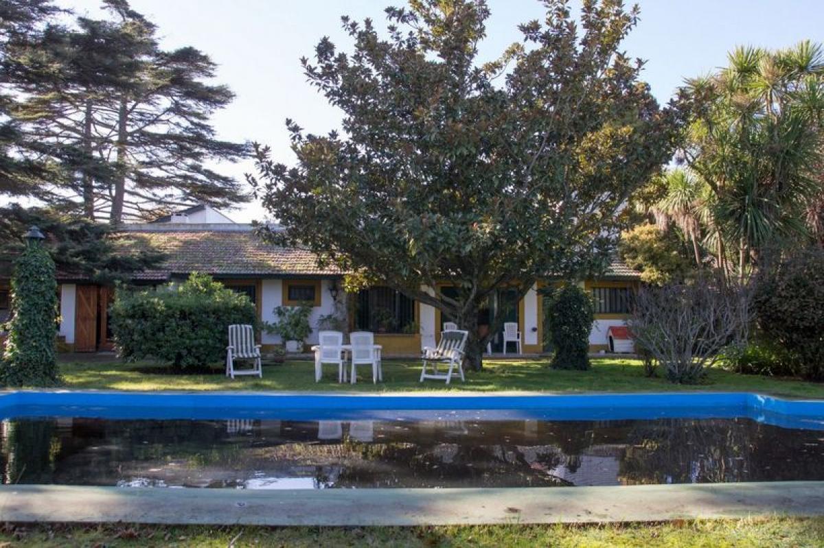 Дом с 3 спальнями в Мар-дель-Плата, Аргентина № 94538