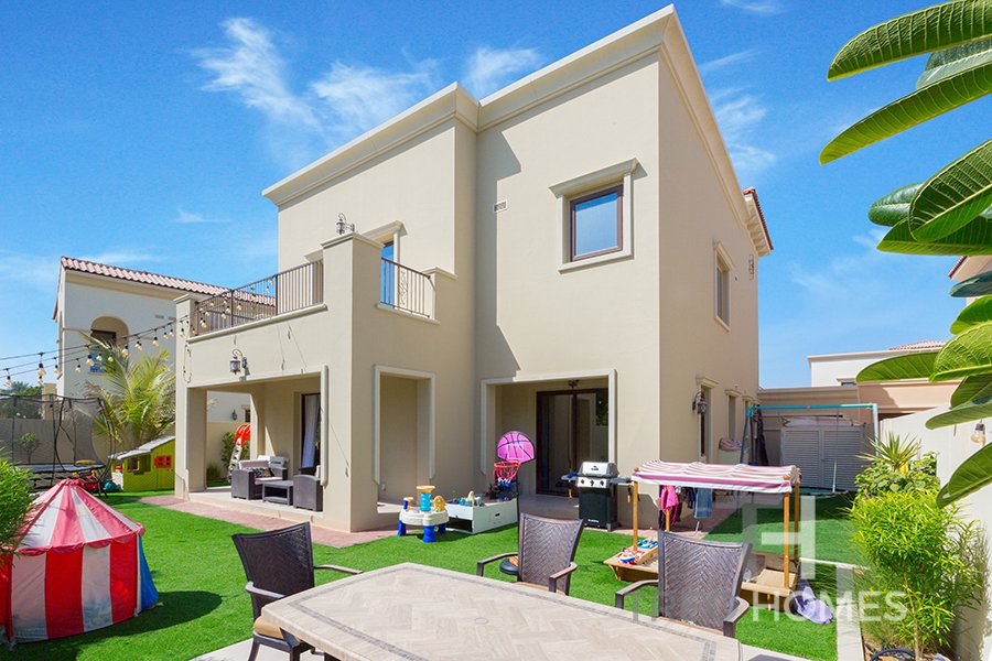 Villa de 5 dormitorios en Arabian Ranches 2, UAE No. 95960