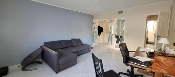 2 Schlafzimmer Wohnung in Venissieux, France, Nr. 348243 4