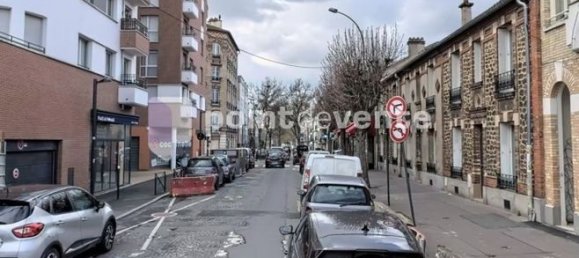 Gewerbliche Immobilie in Romainville, France 140m², Nr. 354727 4