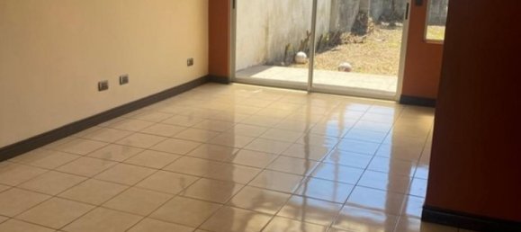 Casa T3 em Tibas, Costa Rica N.º 1191 2