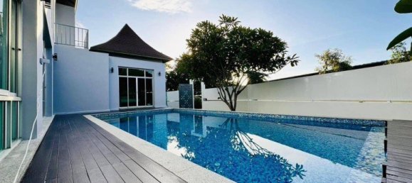 Дом с 4 спальнями в Паттайя, Таиланд № 61477 6