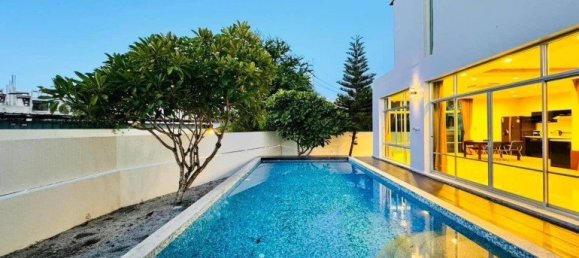 Дом с 4 спальнями в Паттайя, Таиланд № 61477 19