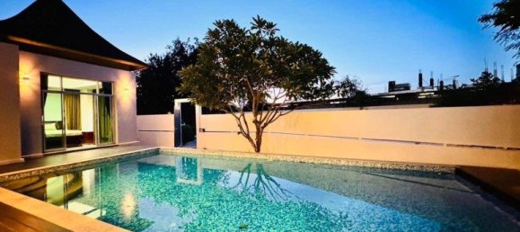 Дом с 4 спальнями в Паттайя, Таиланд № 61477 17