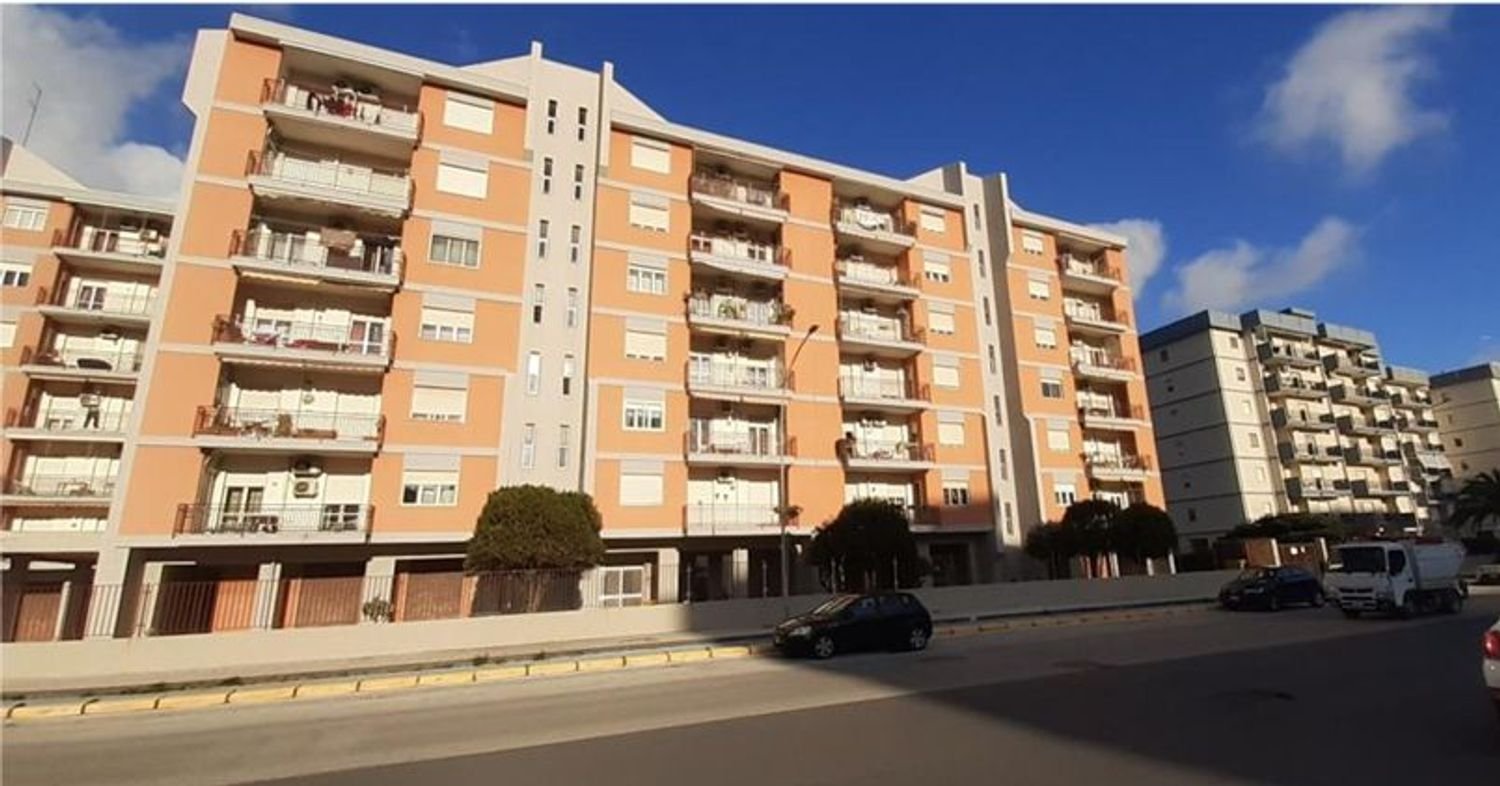 7 bedrooms Apartment in Syracuse, Italy No. 372230