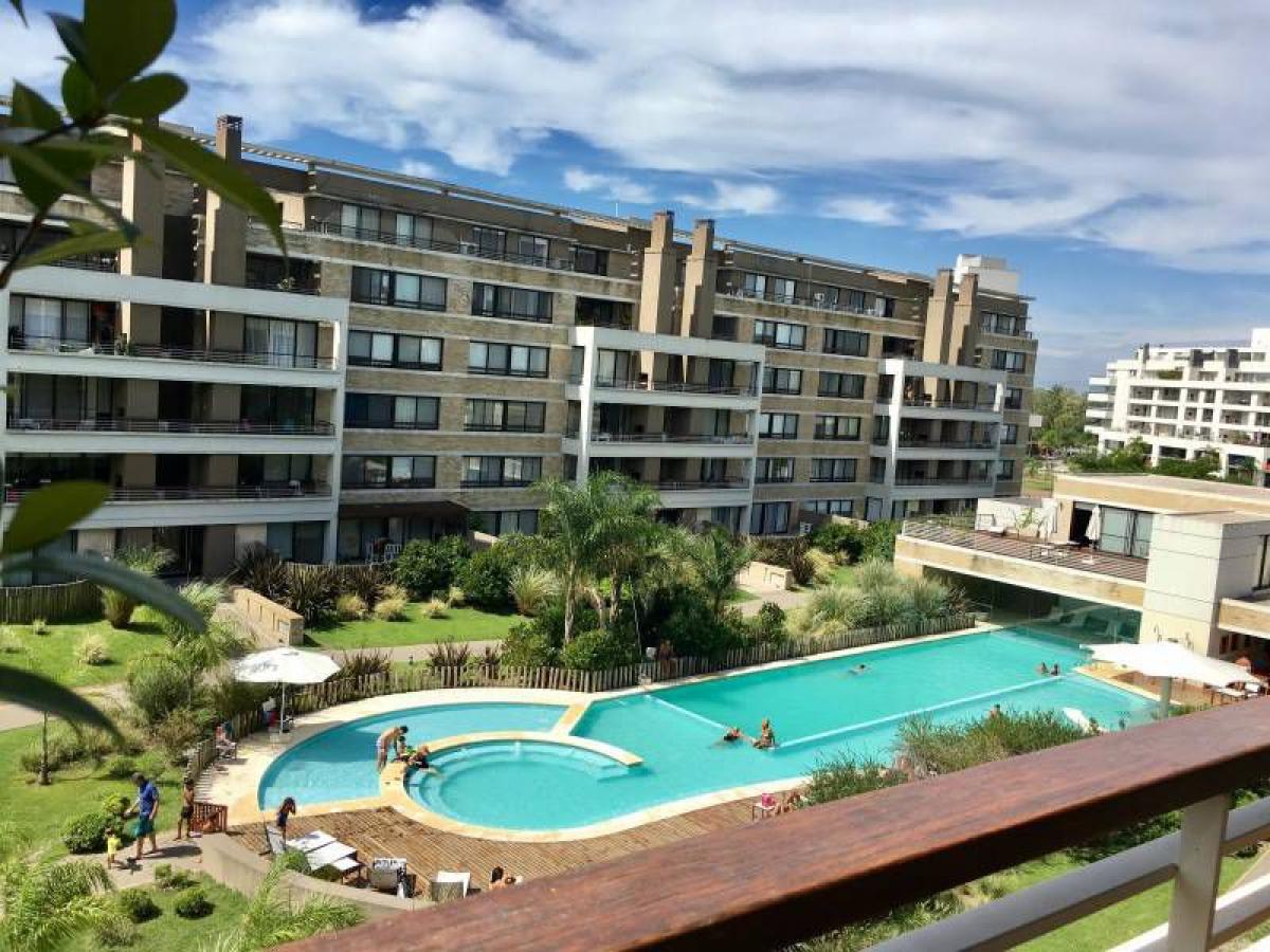 Apartamento de 2 dormitorios en Tigre, Argentina No. 5445
