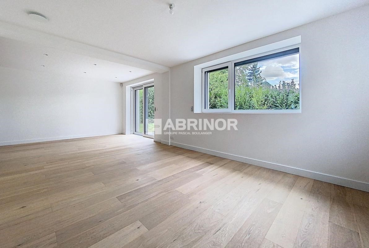 4 bedrooms Villa in Wasquehal, France No. 346399