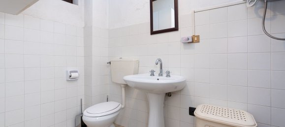 Casa de 2 habitaciónes en Demonte, Italy No. 260554 17