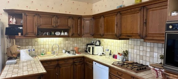 4 bedrooms House in Montgivray, France No. 94508 5