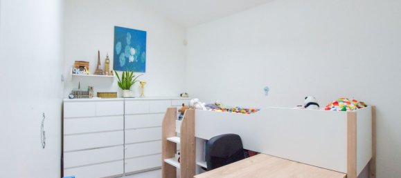 3 bedrooms House in Nanterre, France No. 146778 14